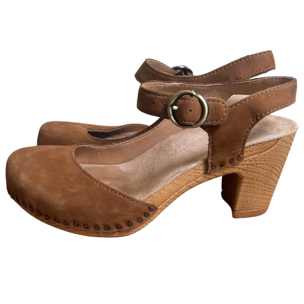 Dansko Fawna Tan Leather Mary Jane Studded Wedge Clog Heels Size 37 6.5-7